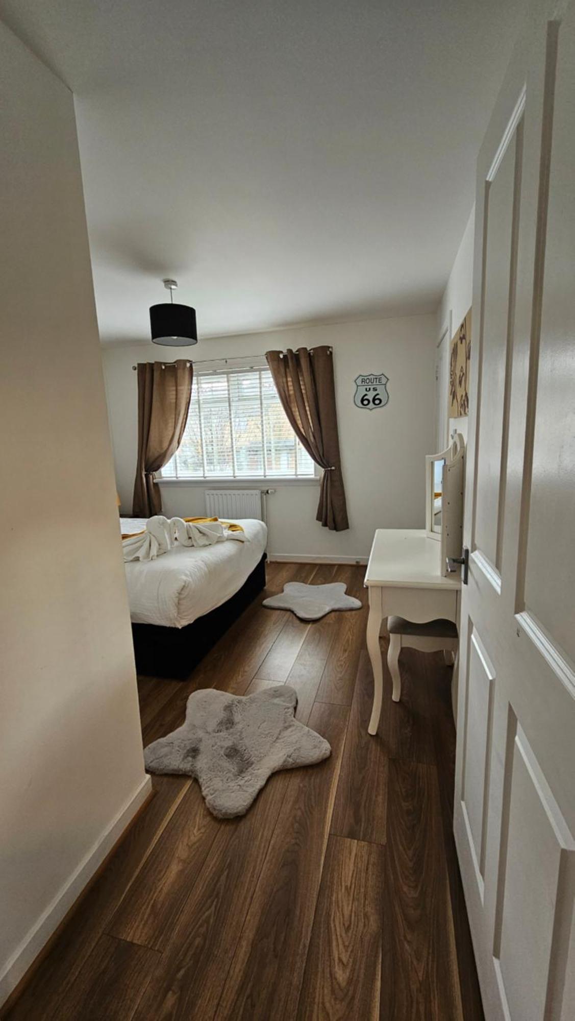 Silverburn New House With Free Parking And Nice Garden Glasgow Exterior foto